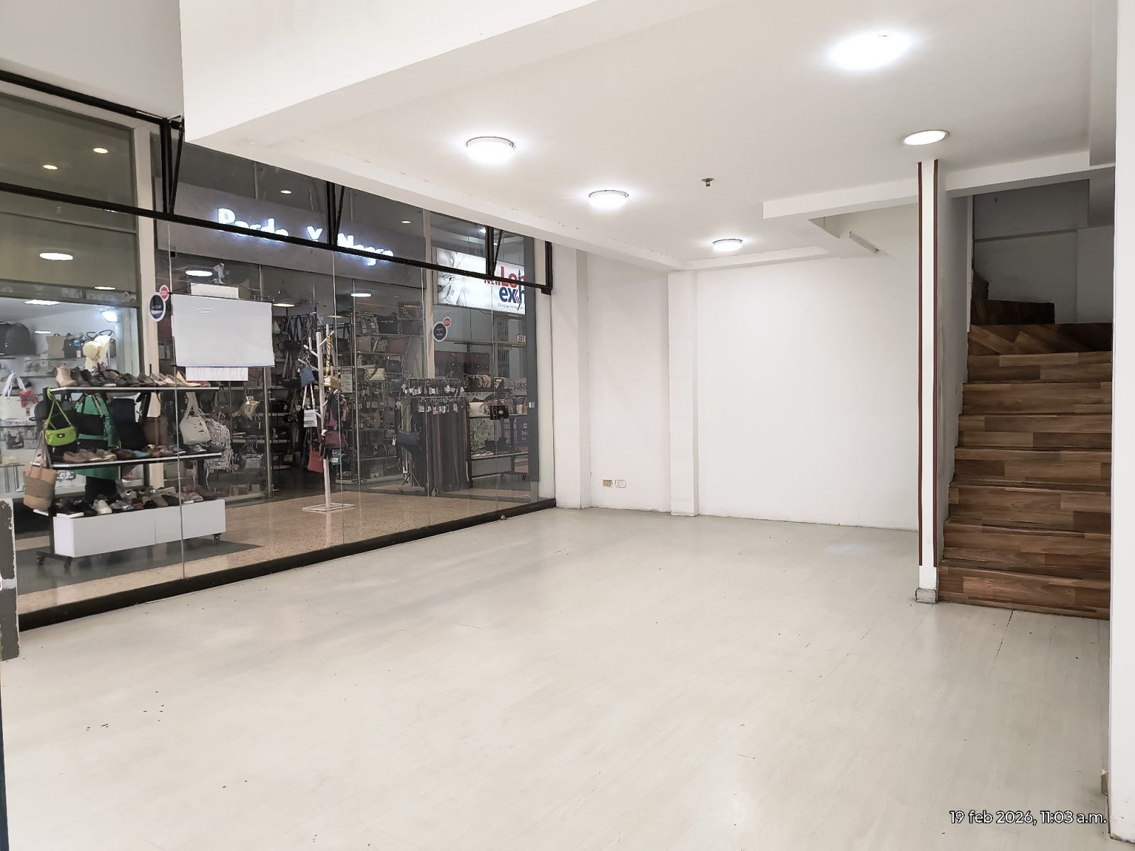 Local en arriendo/venta, código 4971