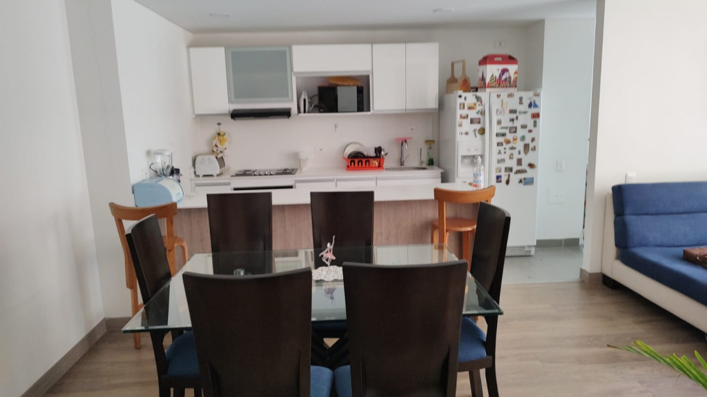 Apartamento en venta, código 4975
