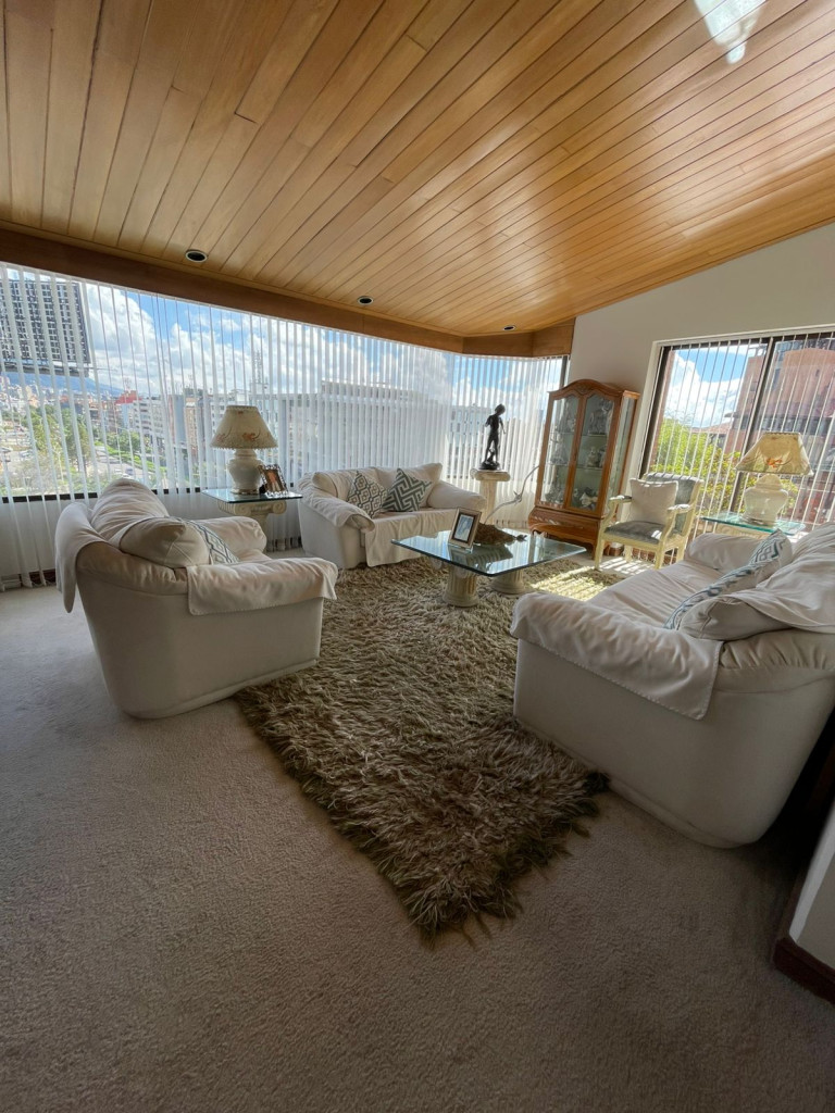 Apartamento en arriendo, código 5005