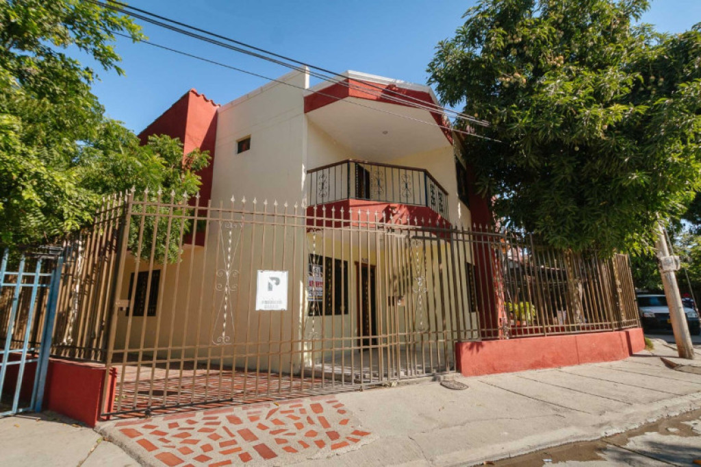 House for rent in CALLE 29 IC 13 90 CASA 1 MZ C URBANIZACIÓN BOULEVAR LA 19