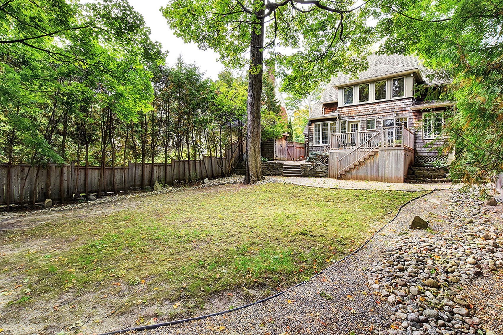 Jane Davis Mary Jane Mckendry Presents 170 Acacia