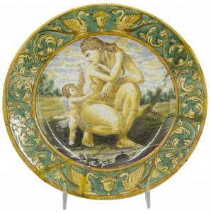 Set of 6 renaissance style majolica porcelain plates 1