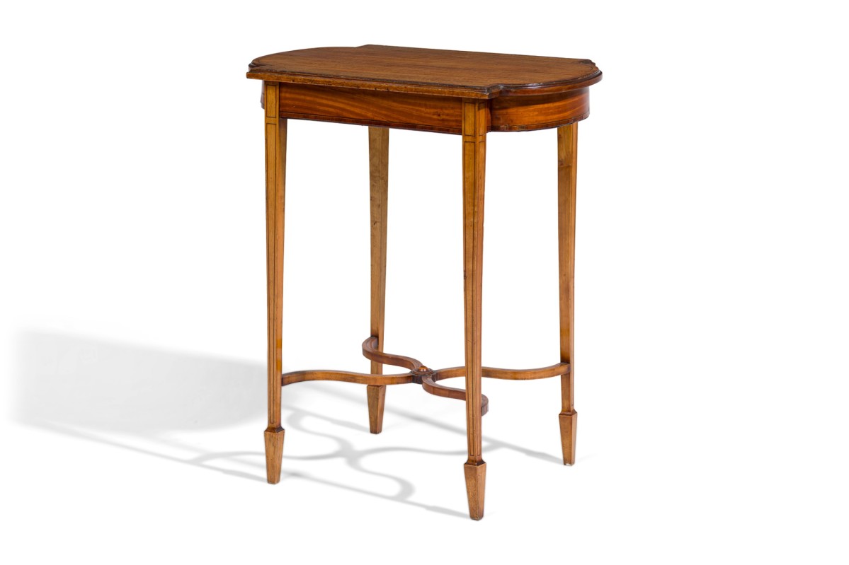 English side table with banded top