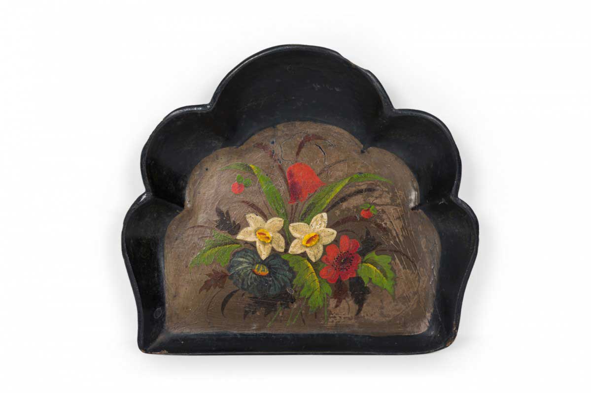 English victorian papier mache silent butler