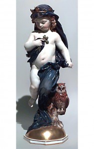 Figure statue small figure continental german austrian porcelain 037145