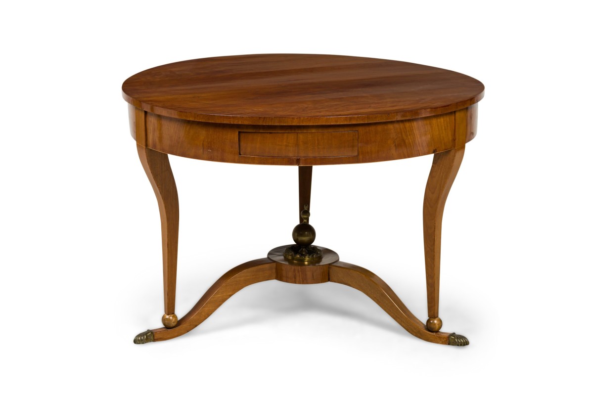 Austrian biedermeier cherrywood round center table