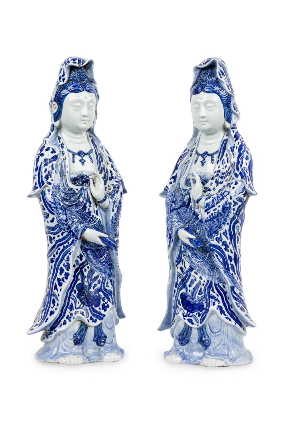 Chinese porcelain standing figures