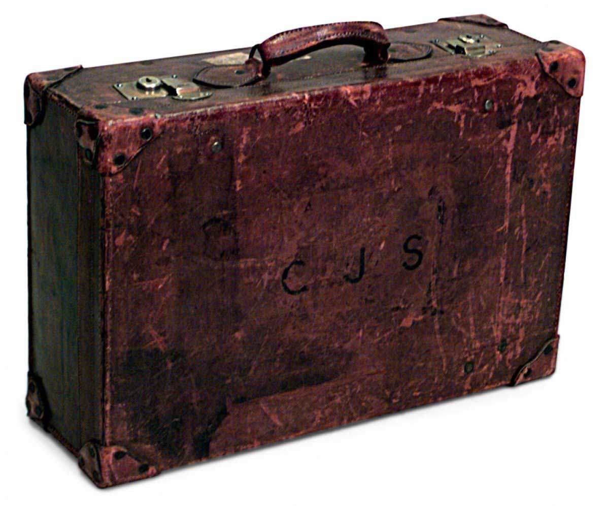 English brown leather valise 13