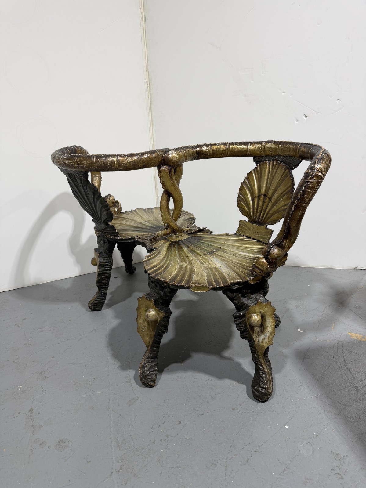 Italian venetian grotto seashell tete a tete