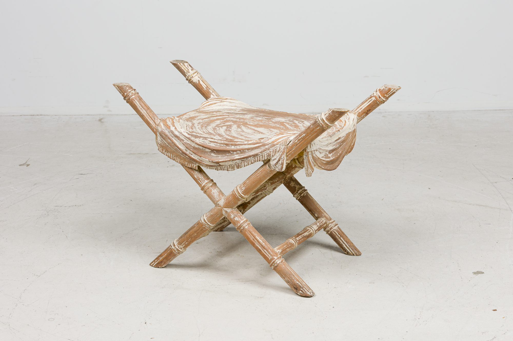 Seating bench stool italian venetian bleached 057632