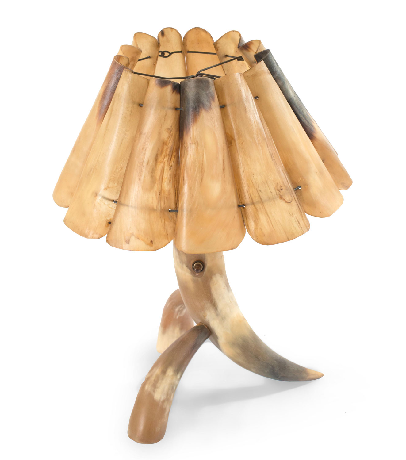 Rustic steer horn table lamp 1