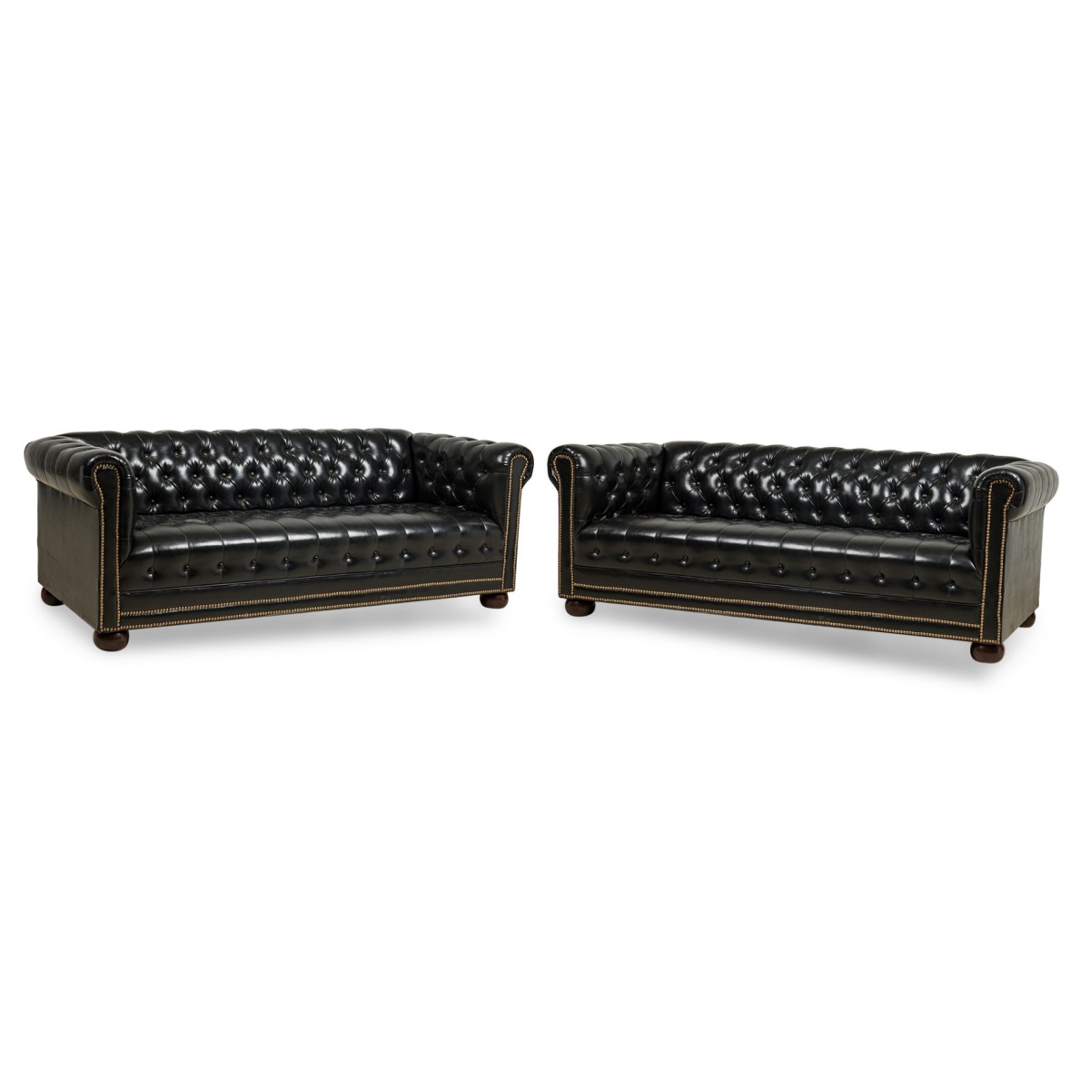 English victorian black tufted chesterfield sofa