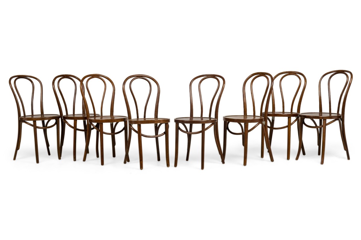 Set drop back bentwood chairs 10