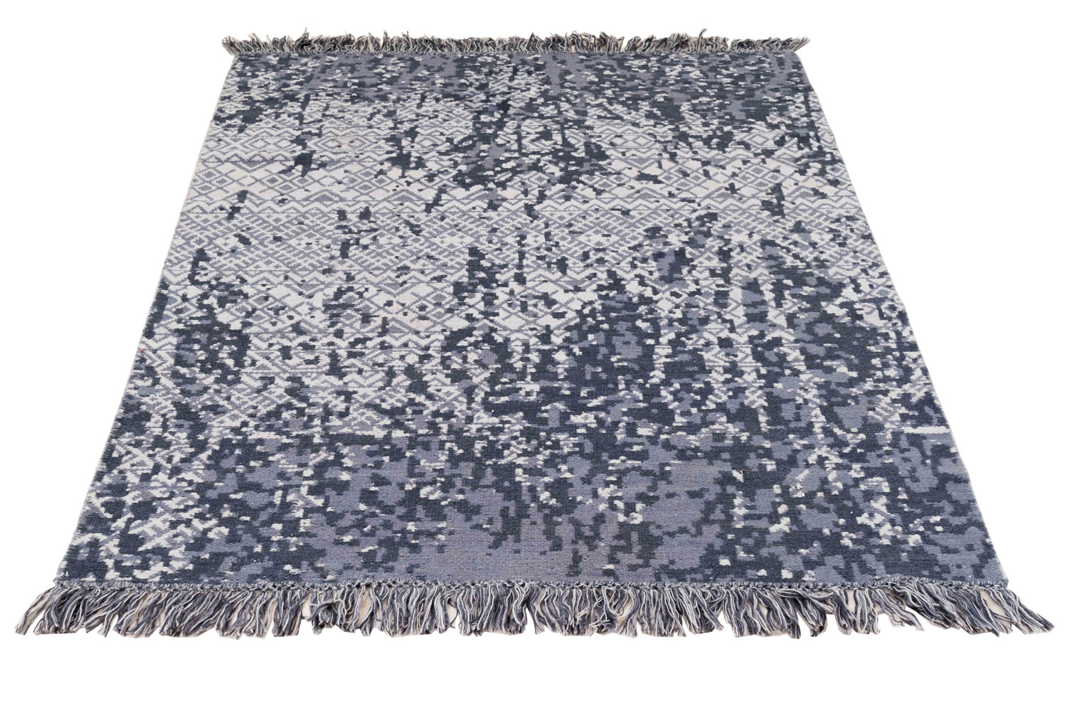 Blue and gray patterned area rug with fringe 1 (7045 x 4699 Pixel)