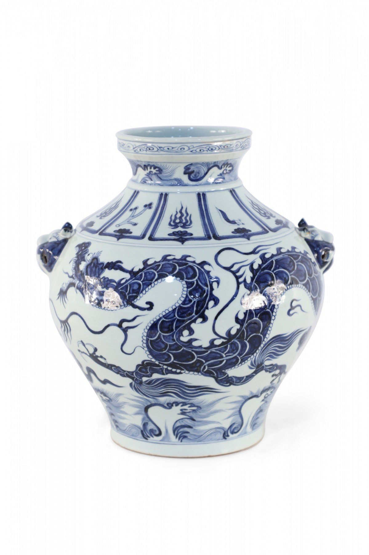 Chinese Yuan Style Porcelain White and Blue Dragon Motif Pot