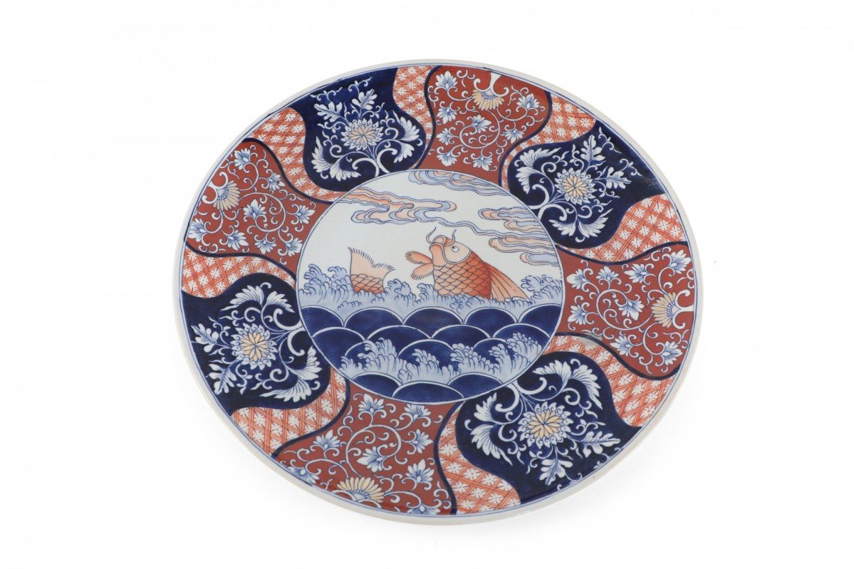 Chinese Guangcai Export Porcelain Blue and Orange Koi Patterned Bowl