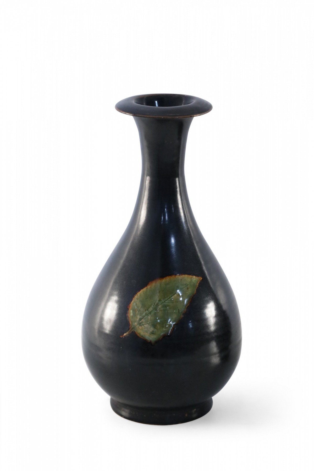 Chinese Black and Green Leaf Glazed Porcelain Pear Vase