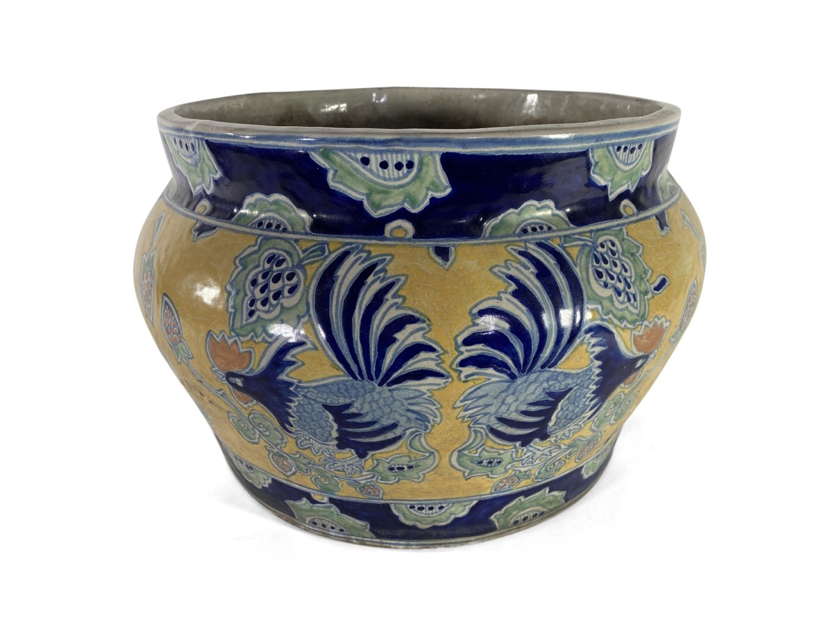 Enrique luis vertosa early 20th century mexican hand painted talavera