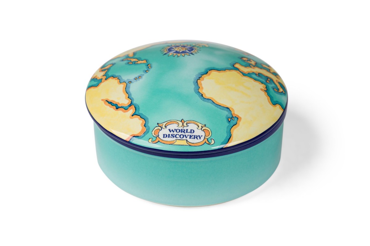American contemporary ceramic world discovery trinket box