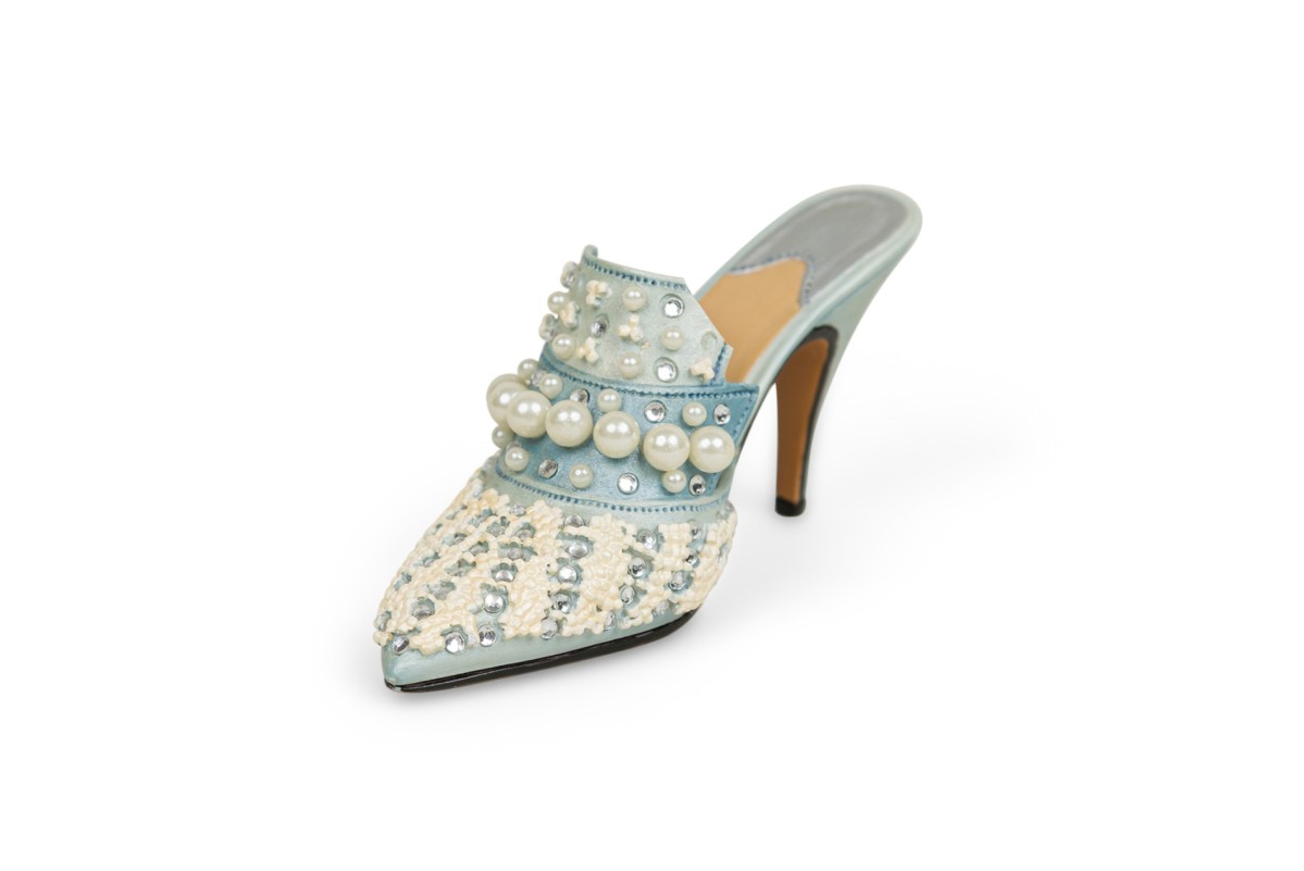 Mid century continental small figurine of a blue shoe with pearls 