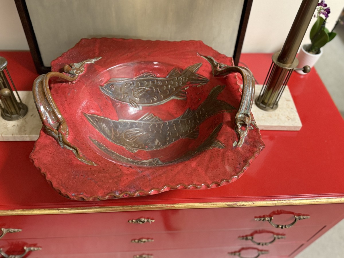 American mid century majolica handled bowl