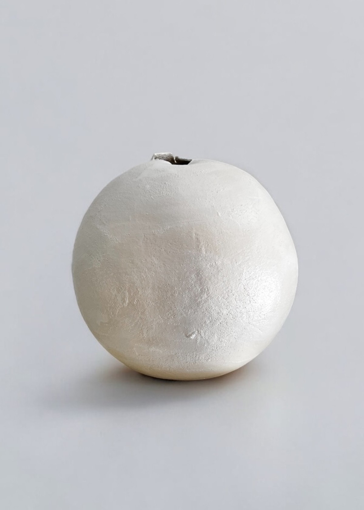 Contemporary light thirty three stoneware and porcelain sculptural urn vase