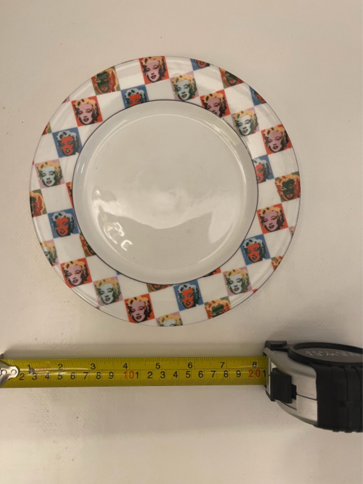 Andy warhol american modern some like it hot pattern dinner plates 1