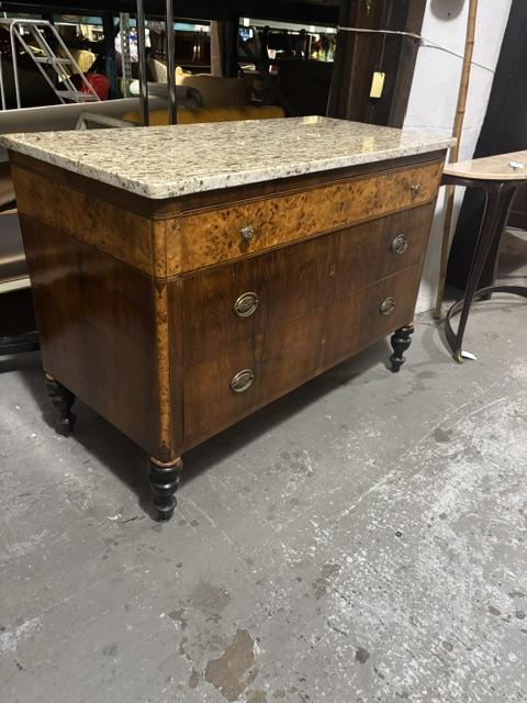 Italian neo classic 18th century inlaid walnut commode