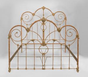 Bed queen size american victorian painted rog002