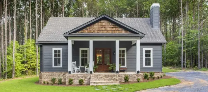 Country house plans 103-412 - front exterior, 2,208 sq ft, 3 bed, 2 bath house plans | Monster House Plans
