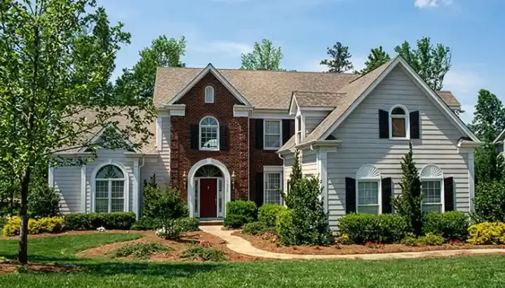 Traditional house plans 106-275 - front exterior, 2,756 sq ft, 4 bed, 2 bath house plans | Monster House Plans