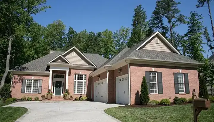 Traditional house plans 106-690 - front exterior, 2,325 sq ft, 3 bed, 2 bath house plans | Monster House Plans