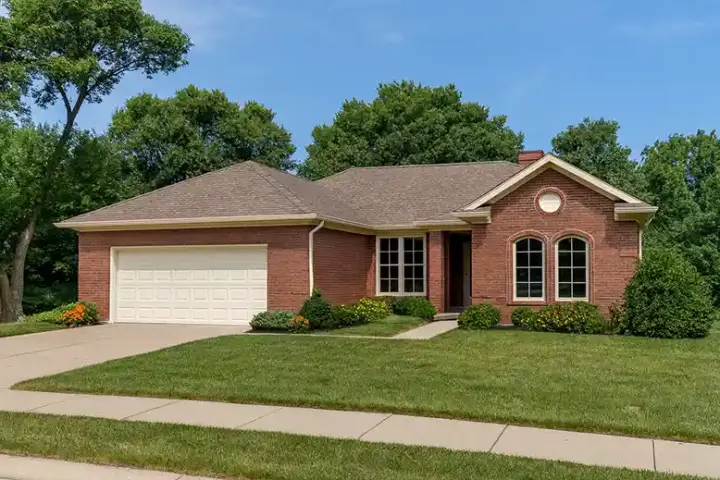 Traditional house plans 12-1827 - front exterior, 1,702 sq ft, 3 bed, 2 bath house plans | Monster House Plans