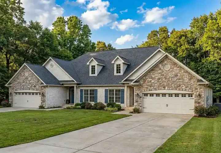 Traditional house plans 12-369 - front exterior, 2,974 sq ft, 6 bed, 4 bath house plans | Monster House Plans