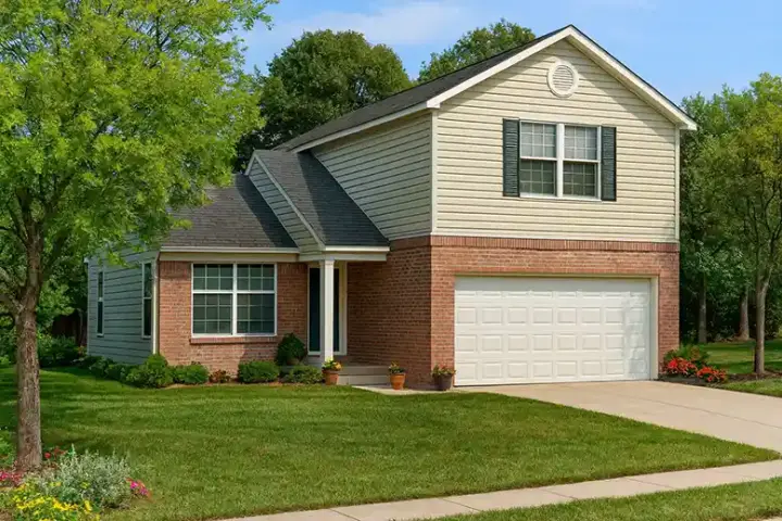 Traditional house plans 12-543 - front exterior, 1,286 sq ft, 3 bed, 2 bath house plans | Monster House Plans