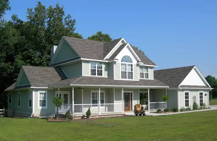 Country house plans 13-123 - front exterior, 2,327 sq ft, 4 bed, 2 bath house plans | Monster House Plans