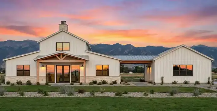 Barndominium house plans 131-114 - front exterior, 2,500 sq ft, 3 bed, 2 bath house plans | Monster House Plans