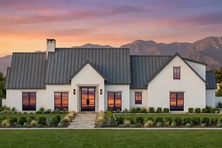 Traditional house plans 131-303 - front exterior, 3,853 sq ft, 4 bed, 4 bath house plans | Monster House Plans