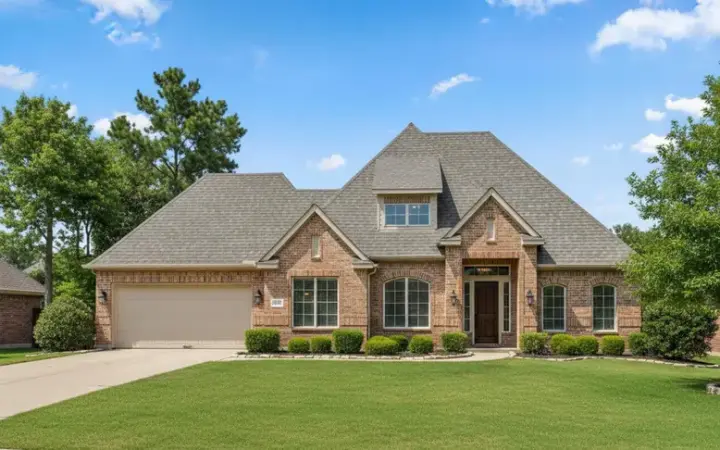 Traditional house plans 19-741 - front exterior, 2,863 sq ft, 5 bed, 4 bath house plans | Monster House Plans