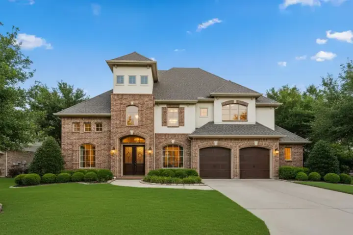 Traditional house plans 19-881 - front exterior, 4,111 sq ft, 4 bed, 4 bath house plans | Monster House Plans
