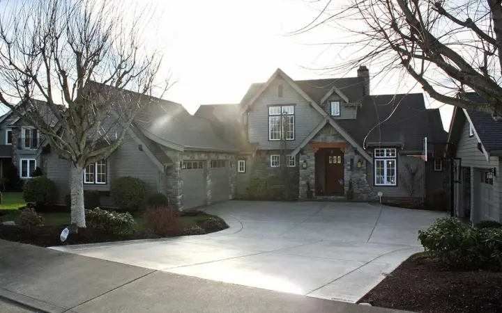 French Country house plans 20-103 - front exterior, 3,039 sq ft, 5 bed, 4 bath house plans | Monster House Plans