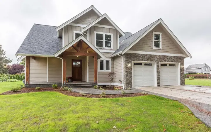 Northwest house plans 20-112 - front exterior, 2,276 sq ft, 4 bed, 2 bath house plans | Monster House Plans