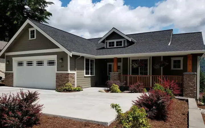 Craftsman house plans 20-146 - front exterior, 2,233 sq ft, 3 bed, 2 bath house plans | Monster House Plans