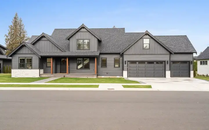 Modern Farmhouse house plans 20-256 - front exterior, 2,787 sq ft, 3 bed, 2 bath house plans | Monster House Plans
