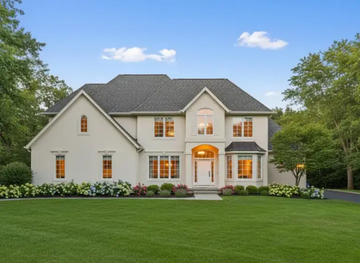 Traditional house plans 21-206 - front exterior, 3,352 sq ft, 4 bed, 3 bath house plans | Monster House Plans