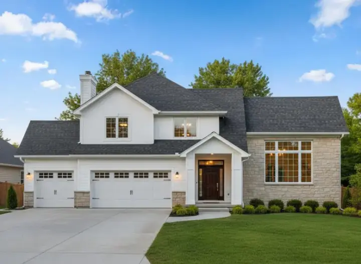 Traditional house plans 21-297 - front exterior, 2,595 sq ft, 3 bed, 2 bath house plans | Monster House Plans