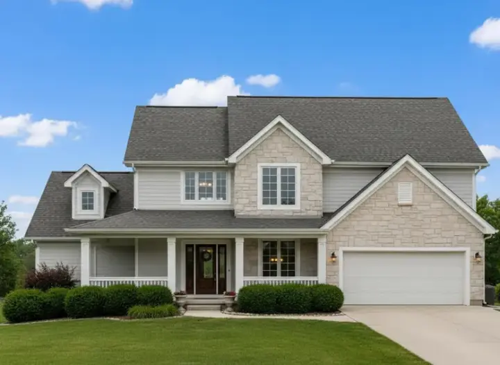 Traditional house plans 21-385 - front exterior, 2,531 sq ft, 4 bed, 3 bath house plans | Monster House Plans