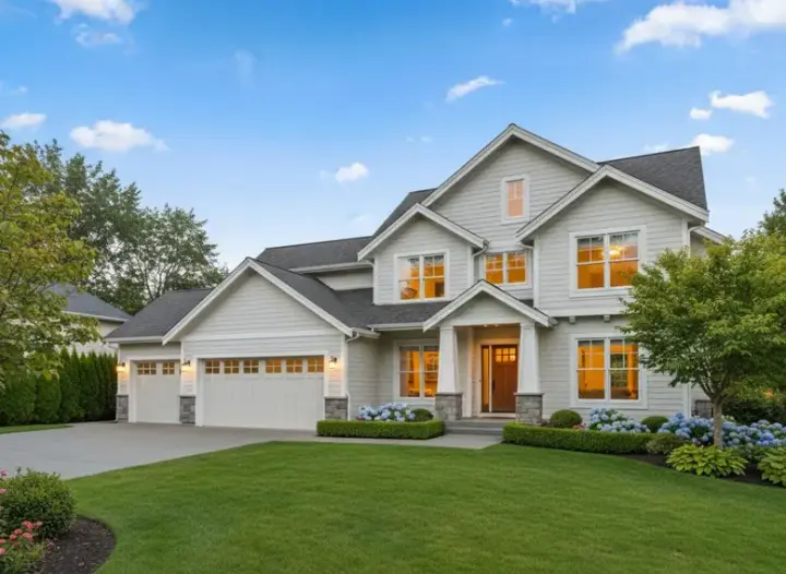 Craftsman house plans 21-500 - front exterior, 2,785 sq ft, 4 bed, 4 bath house plans | Monster House Plans