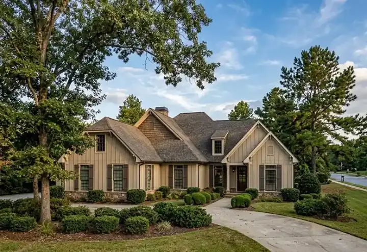 Country house plans 30-345 - front exterior, 2,294 sq ft, 3 bed, 3 bath house plans | Monster House Plans