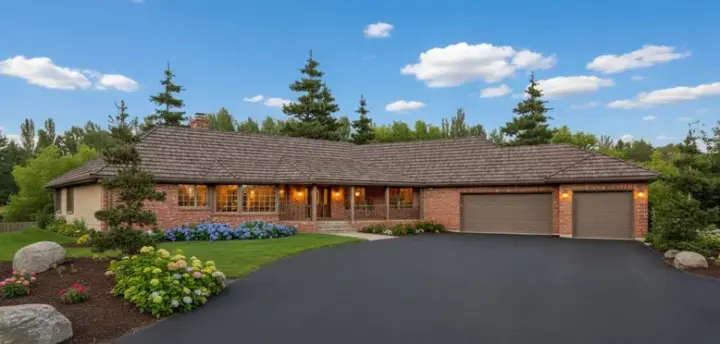 Ranch house plans 33-188 - front exterior, 2,492 sq ft, 3 bed, 2 bath house plans | Monster House Plans